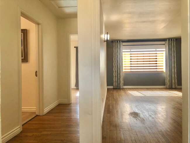 Foto del edificio - 14596 Valley Blvd