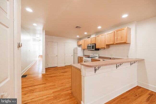 Foto del edificio - 1510 Fairmount Ave