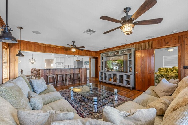 Building Photo - 217 S Atlantic Ave