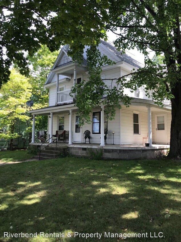 Primary Photo - 4 br, 2 bath House - 820 10th St