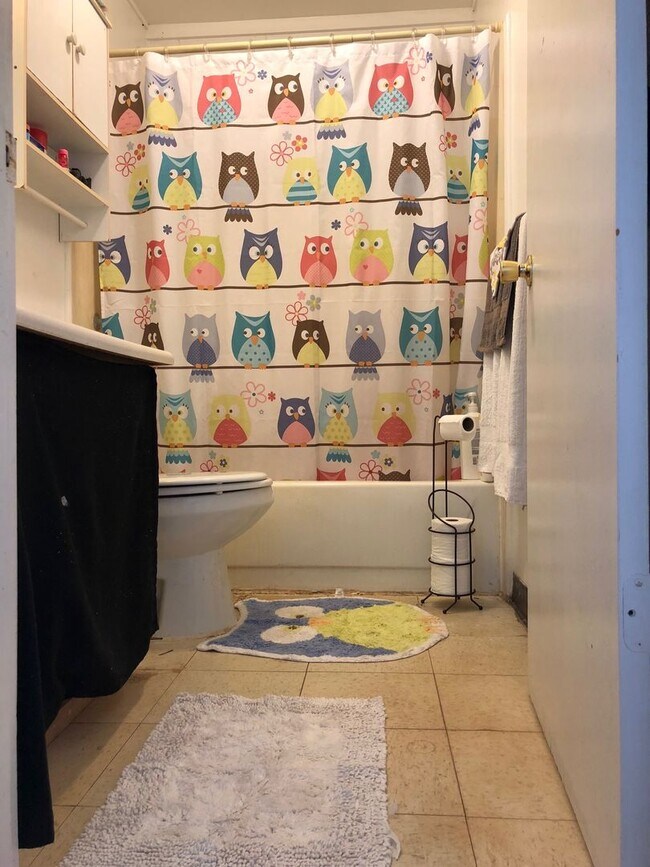 Foto del edificio - 4/1.5 $1950