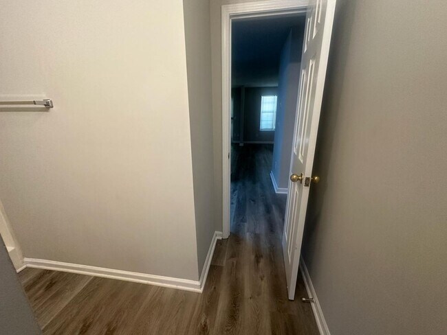 Foto del edificio - 1435 Maple Valley Ct