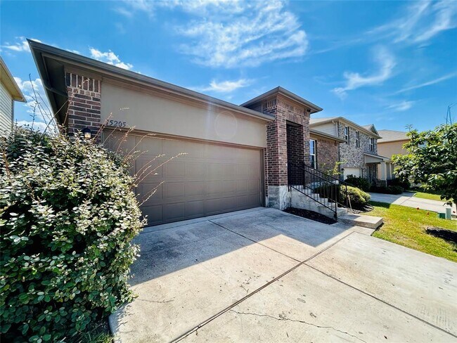 Foto del edificio - 15205 Wideleaf Cove