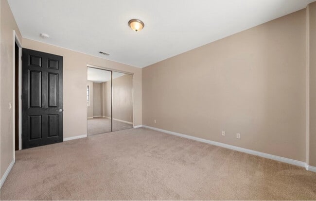 Building Photo - 14584 Sleepy Creek Dr