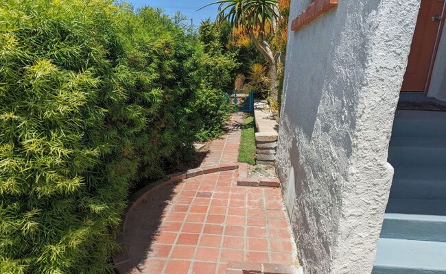 Semi-private patio near front steps - 1830 S Curson Ave