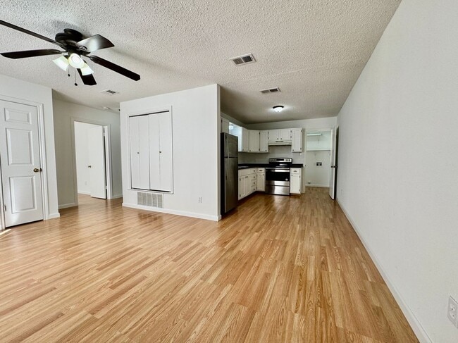 Building Photo - 306 Edmond St