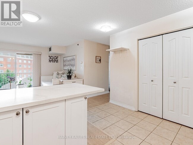 Building Photo - 5225 Finch Ave E