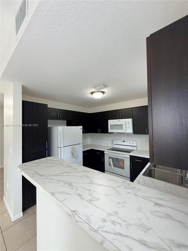 Foto del edificio - 1669 SE 9th Terrace