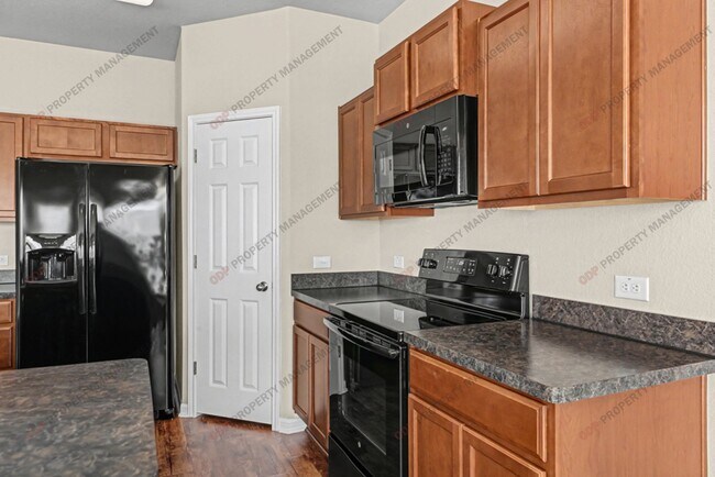 Foto del edificio - 2325 Vicksburg Ln