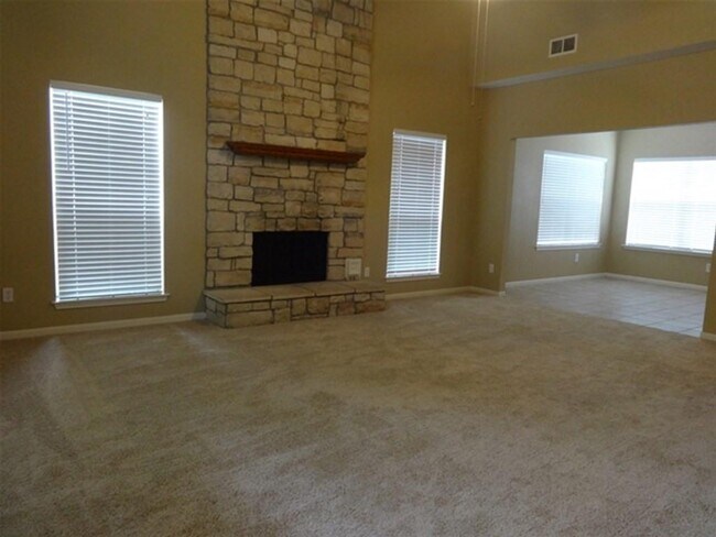 Foto del edificio - 7414 Bluebird Bend