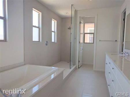 Foto del edificio - 4 br, 3 bath House - 147 Follyhatch