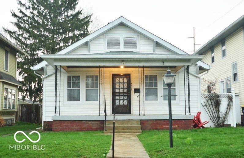 Primary Photo - 4905 Broadway St