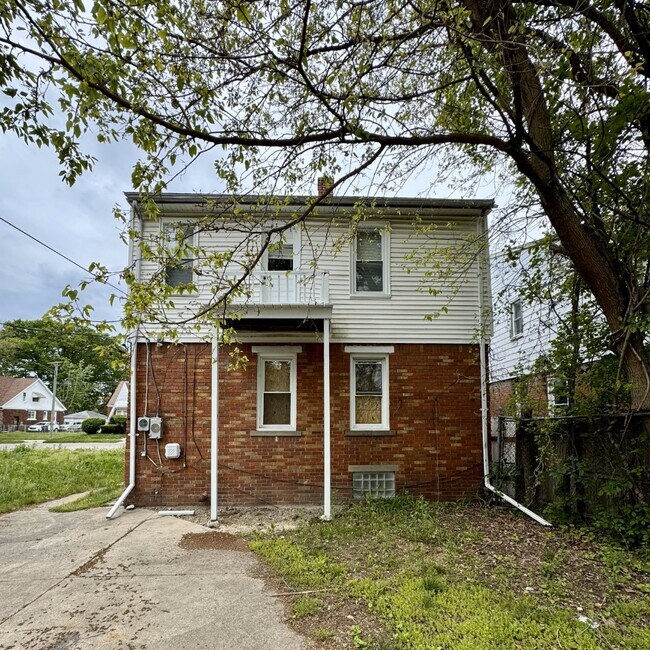 Building Photo - 16728 Woodingham Dr