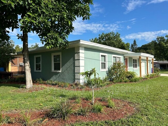 Foto del edificio - 418 Charles St