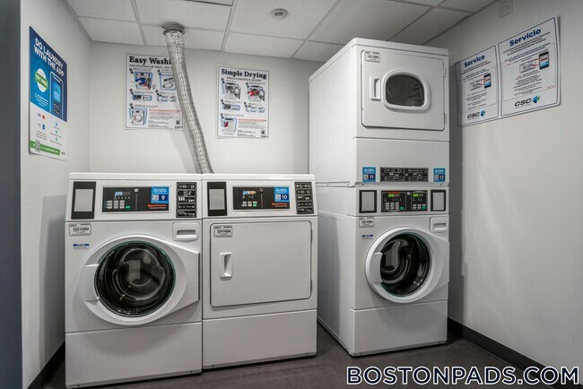 Foto del edificio - 100 Hemenway St