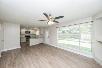 Building Photo - 16418 Blackhawk Blvd
