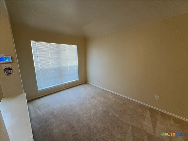 Building Photo - 5302 Jitterbug Ct