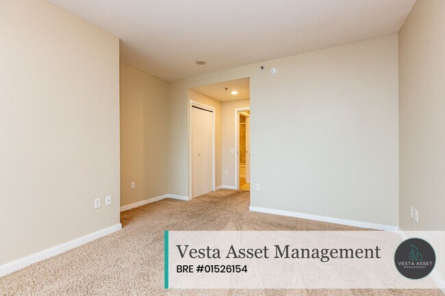 Foto del edificio - Luxurious High-Rise Living with Iconic San Francisco Views