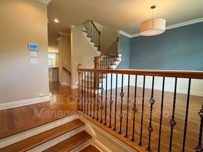 Building Photo - 10860 Ellicot Way