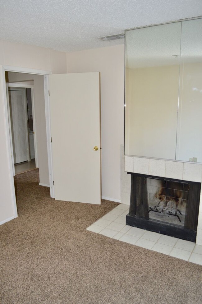 Foto del edificio - 923 Vance Jackson Rd #606