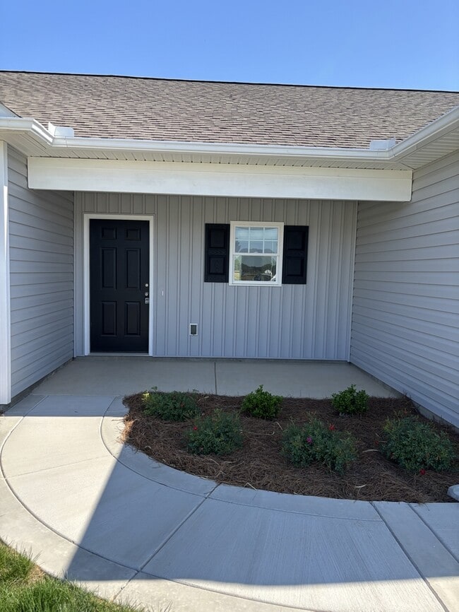 Foto del edificio - 100 Bradfield Cir