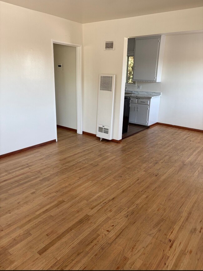 Foto del edificio - 9800 San Carlos Ave