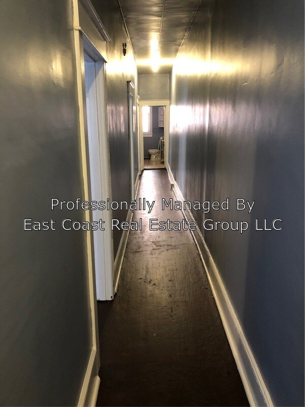 Building Photo - 14 E Washington St