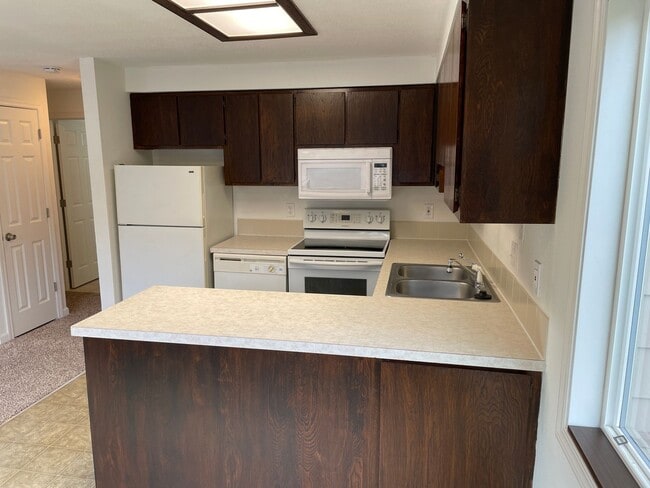 Photo - KellyCreek03 Apartment