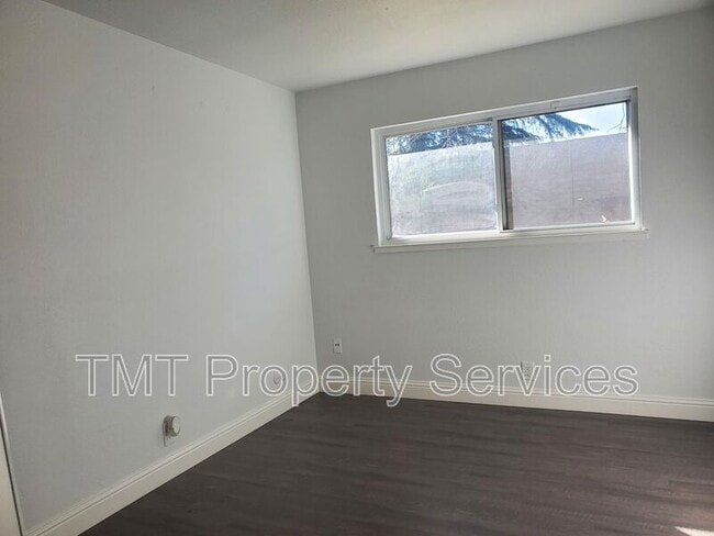Photo - 9002 Salmon Falls Dr House