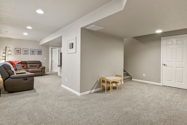 Building Photo - Wolf Ranch Rental in Academy D20 School Di...