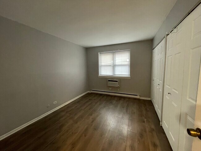 Foto del edificio - 5920 N Kenmore Ave