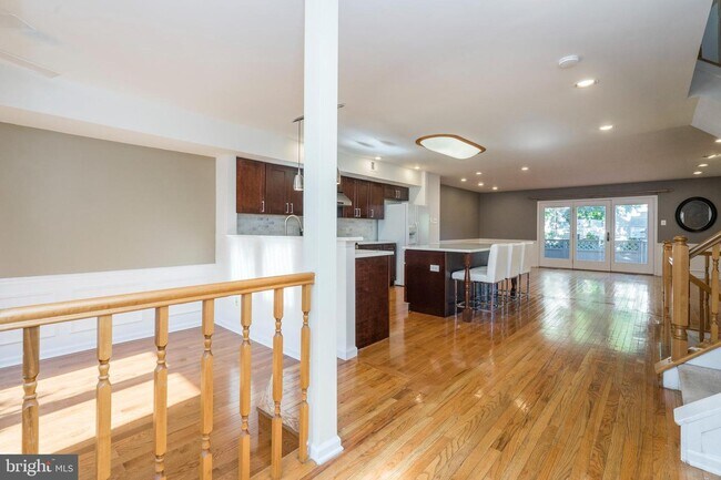 Building Photo - 25 Sturbridge Ln