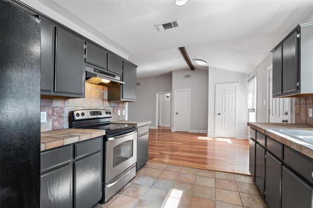 Foto del edificio - 617 Tupuna Dr