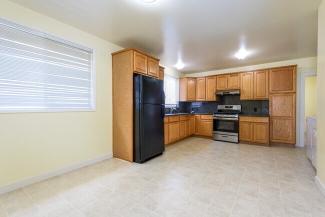 Foto del edificio - 823 Linden Ave