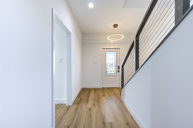 Building Photo - 21201 Scissor Tail Ln