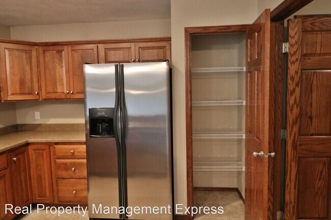 Building Photo - 2 br, 2 bath House - 8809 W 32nd St - 14