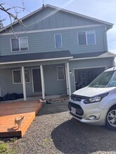 Building Photo - 657 N Main Ave