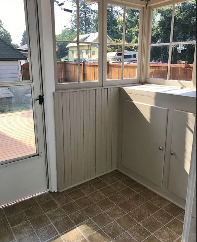 Foto del edificio - 124 N 4th St