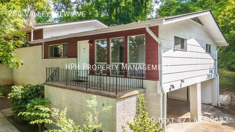 Foto principal - 204 Valley View Ave