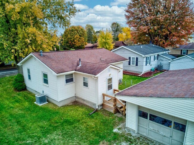 Building Photo - 538 Mill St