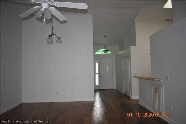 Building Photo - 2213 Key W Ct