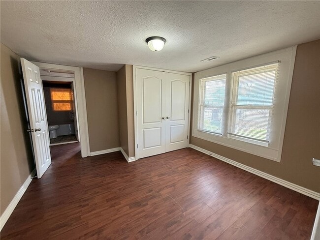 Photo - 1402 S Washington Ave House