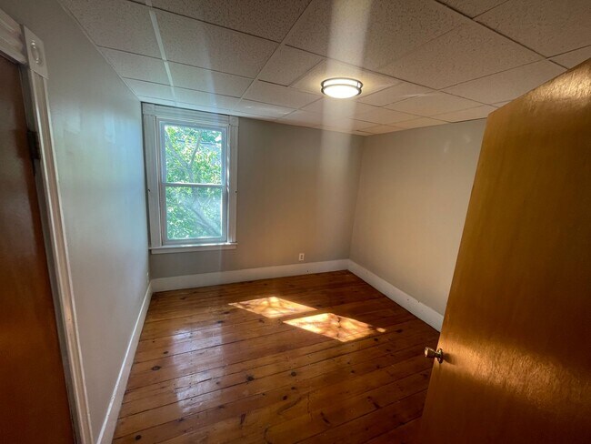 Foto del edificio - 91 Blackstone River Rd