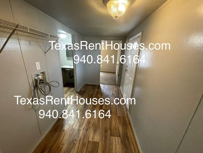 Building Photo - Beautifully Remodeled 3 Bed, 1 Bath Manufactured Home for Rent – Wichita Falls, TX