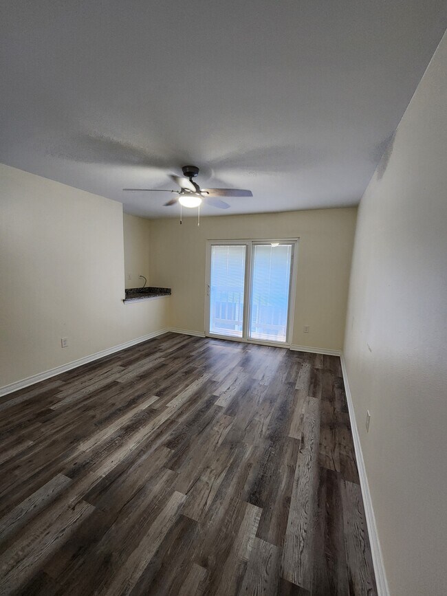 Foto del edificio - 4780 Pontchartrain Dr