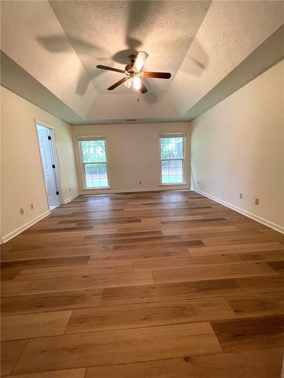 Building Photo - 4630 Hampton Square Dr