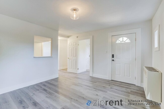 Building Photo - 740 Mendocino Ave