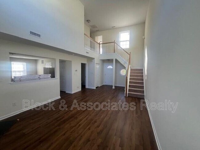 Foto del edificio - 1436 Sexton Ridge Dr