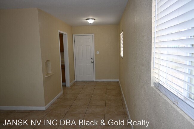 Building Photo - 1 br, 1 bath House - 320 N 16th Street #1