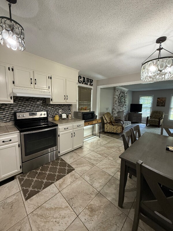 Foto del edificio - 2501 Wood Valley Rd